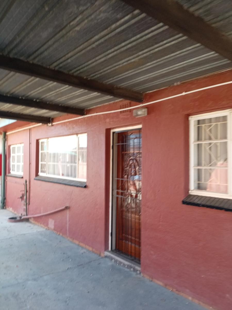 2 Bedroom Property for Sale in Declercqville North West